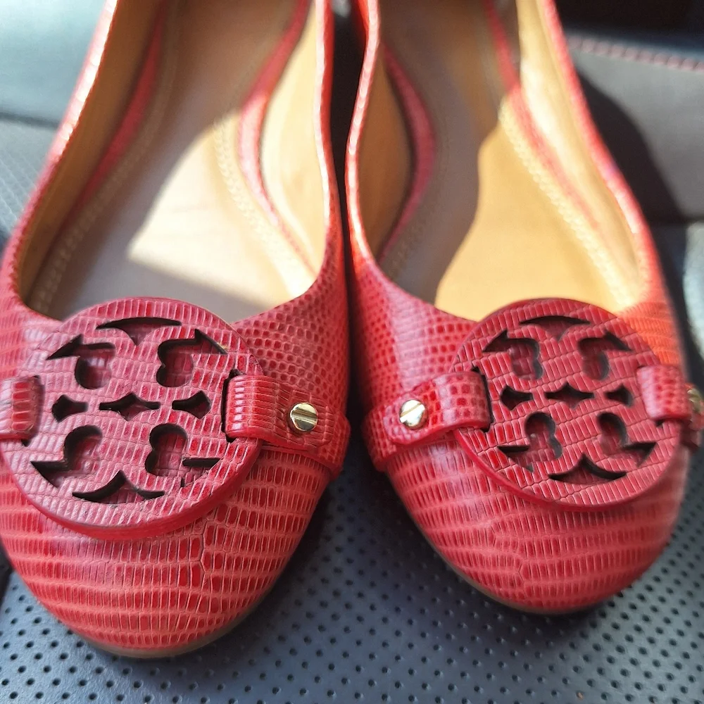 Like New Tory Burch Snakskin Mini‎ Miller Flats